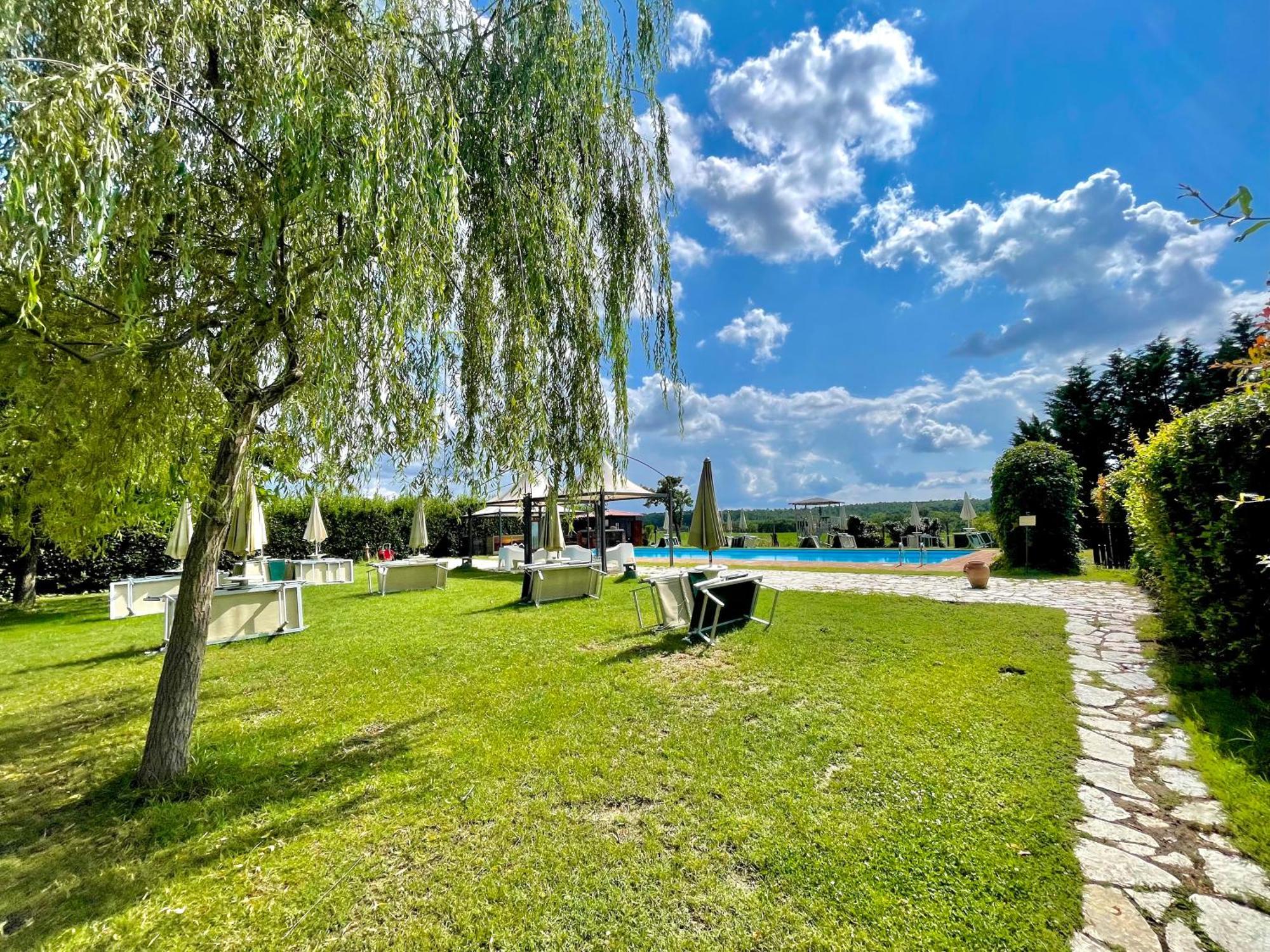 Casale Baldelli Apartments Castiglione del Lago Dış mekan fotoğraf