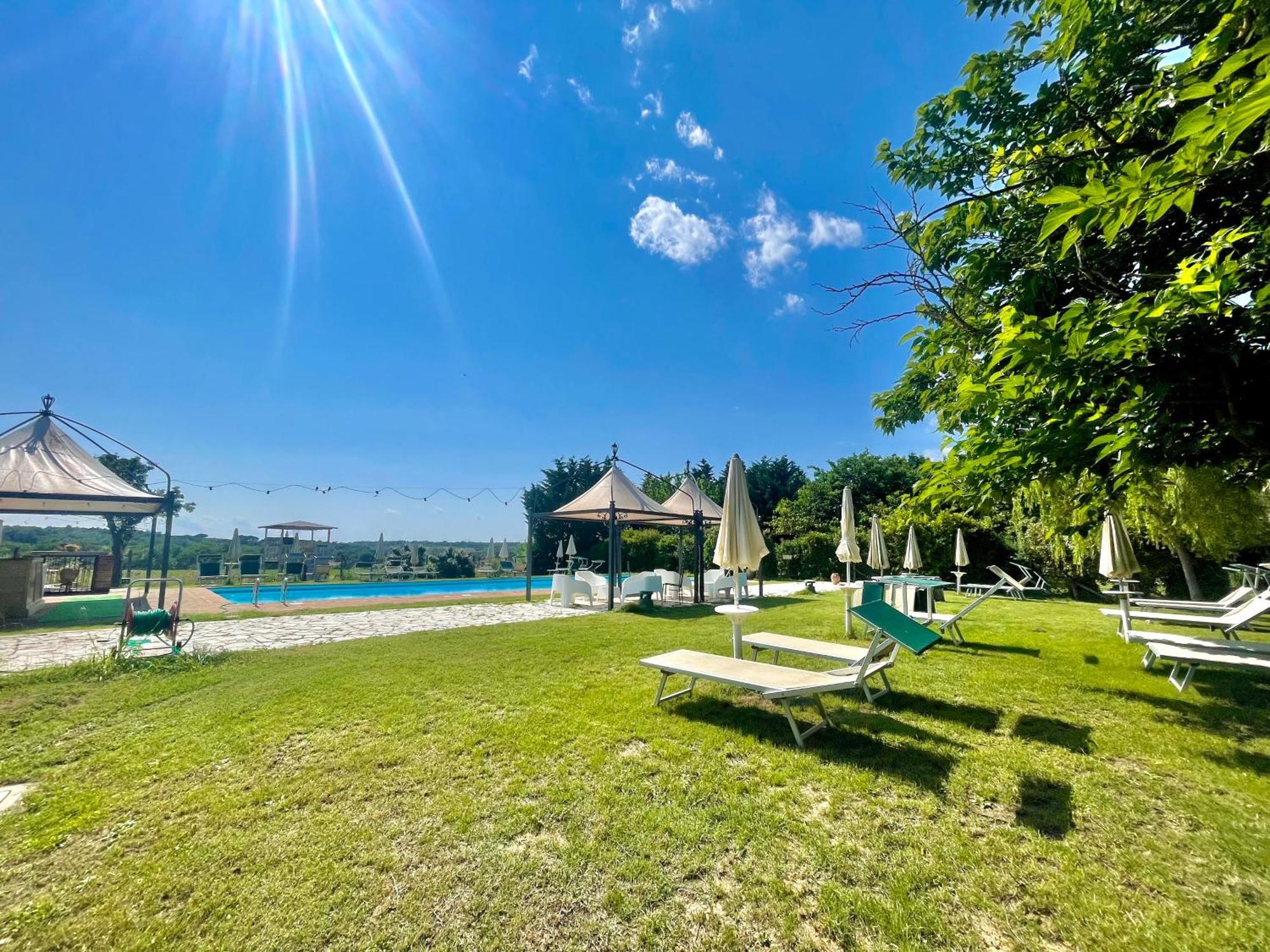 Casale Baldelli Apartments Castiglione del Lago Dış mekan fotoğraf