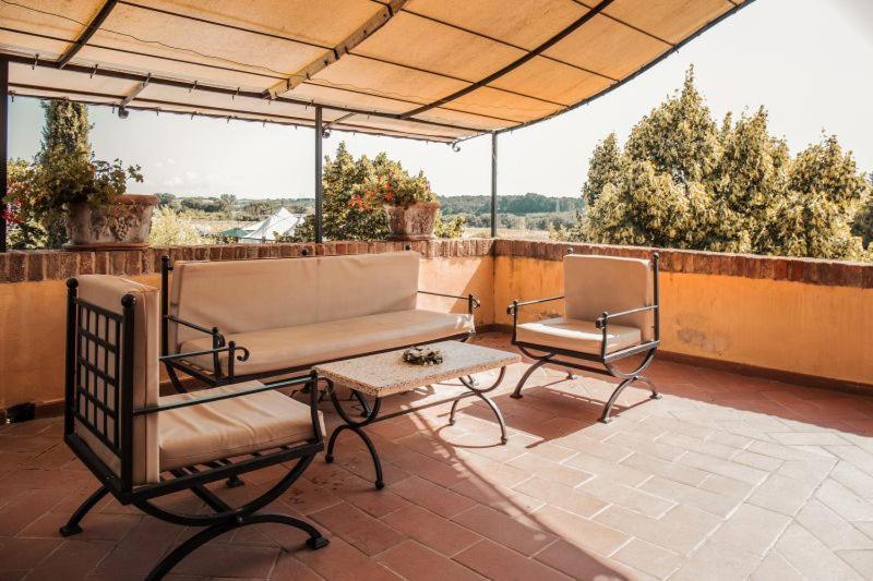 Casale Baldelli Apartments Castiglione del Lago Dış mekan fotoğraf